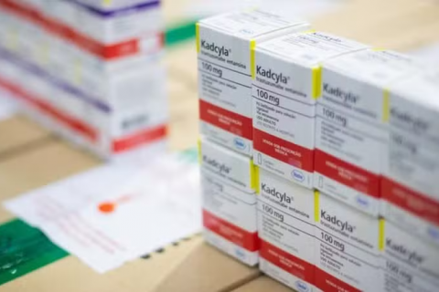 Outubro Rosa: Acre recebe mais de 20 frascos de remédio para tratamento de câncer de mama pelo SUS